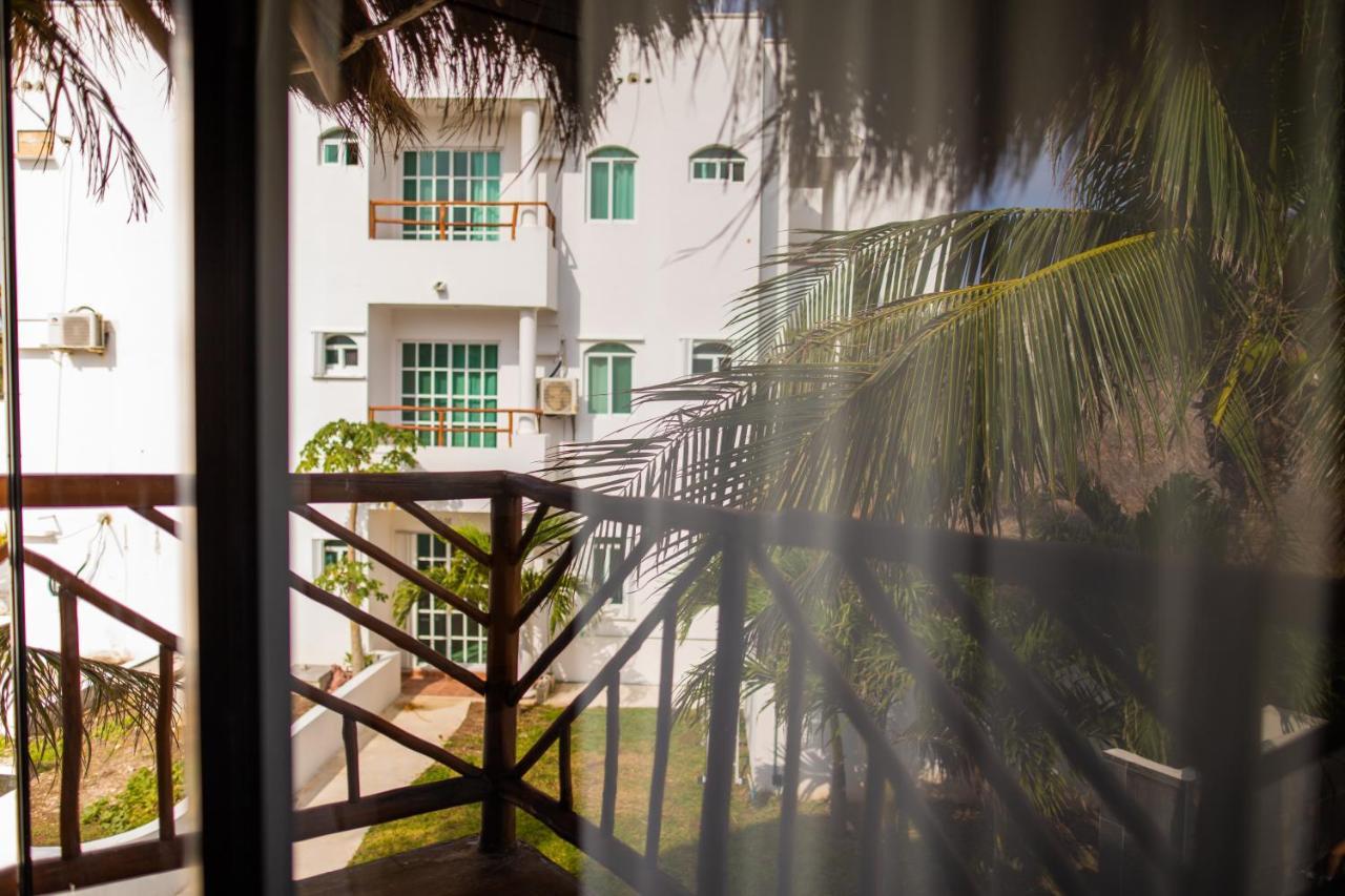Hotel & Beach Club Ojo De Agua 莫雷洛斯港 外观 照片