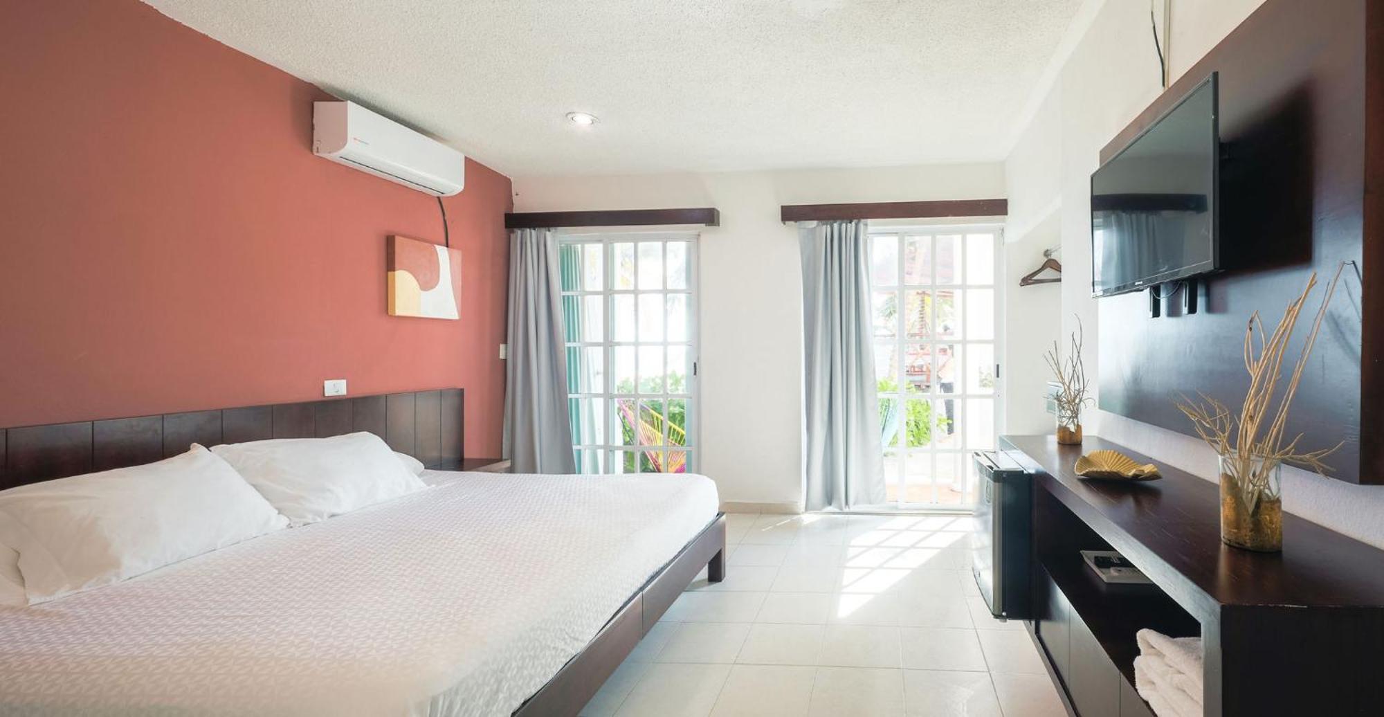 Hotel & Beach Club Ojo De Agua 莫雷洛斯港 外观 照片